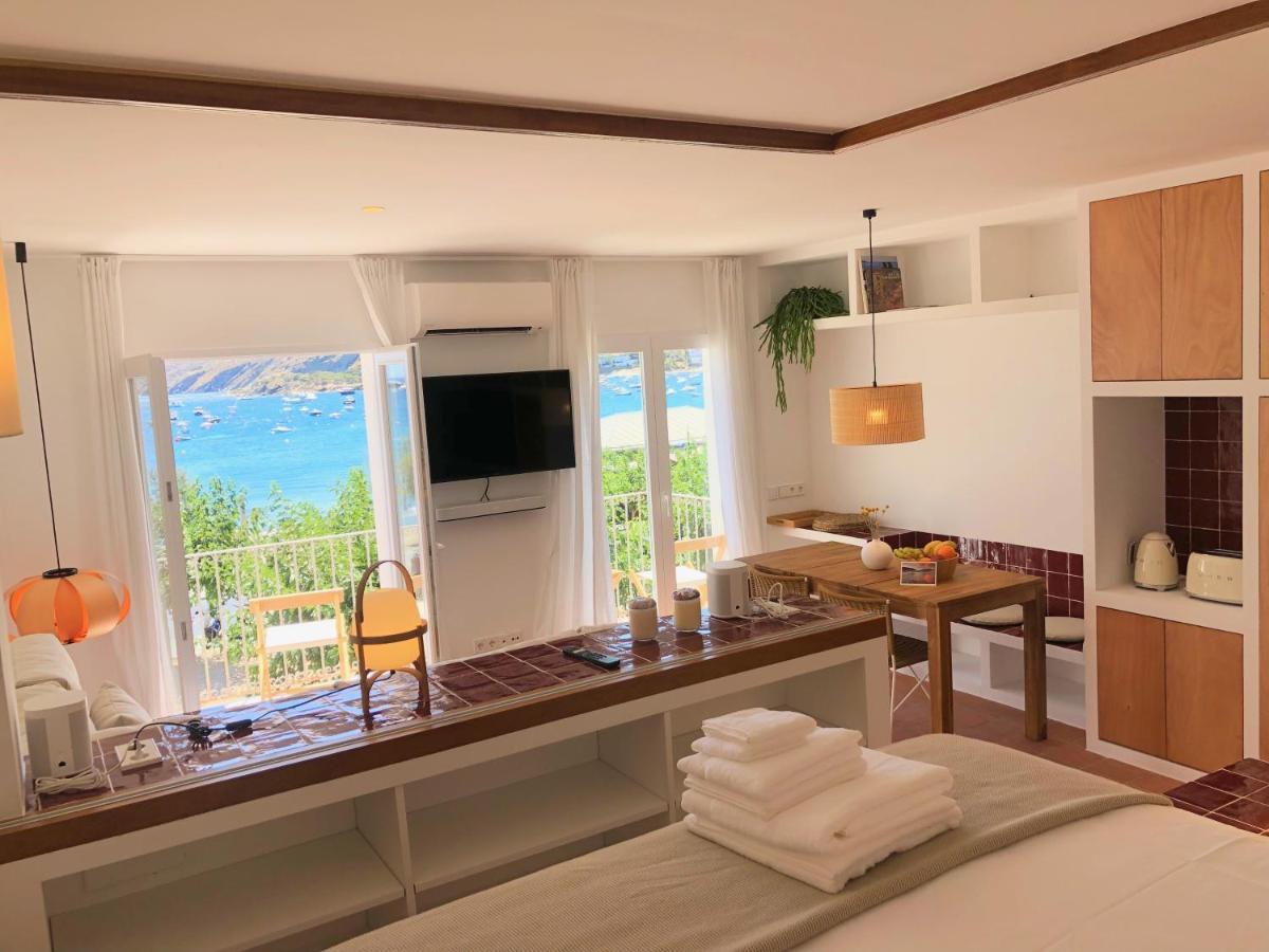 Beachfront Suite In Cadaques Center 外观 照片